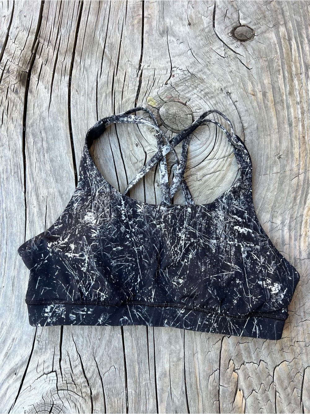 Lululemon Free to Be Bra - Black & White Marble-Print Size Small